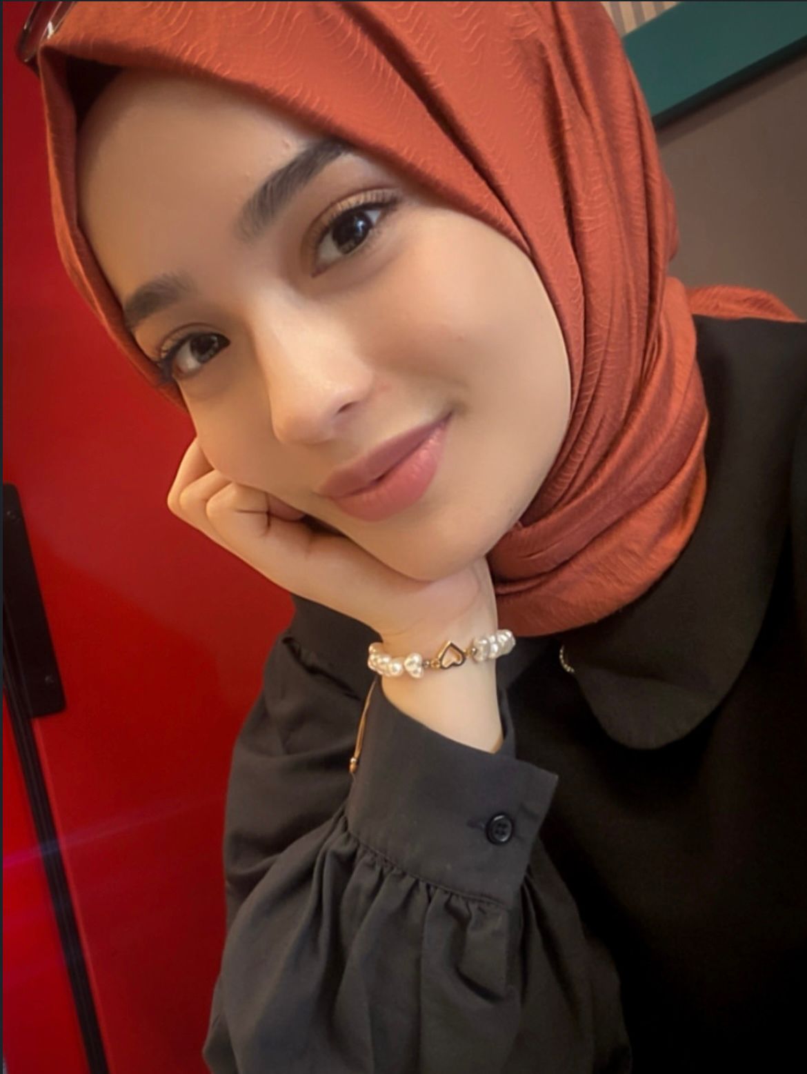 Ulupınar Üniversiteli Bayan Escort Müjde