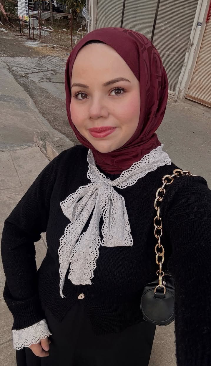 Çimenli Romantik Kadın Escort Rüya