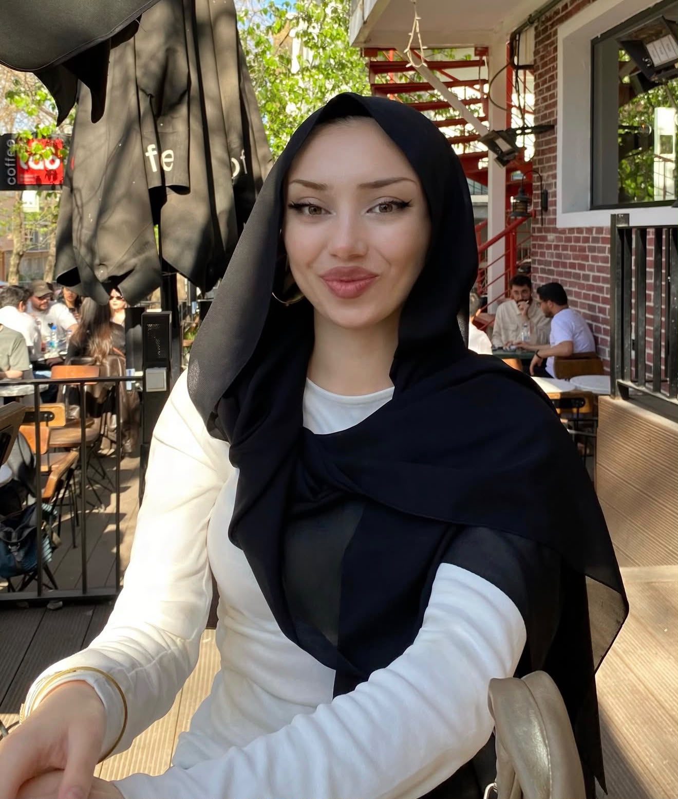 Değirmenköy Akıllı Partner Bayan Escort Melike